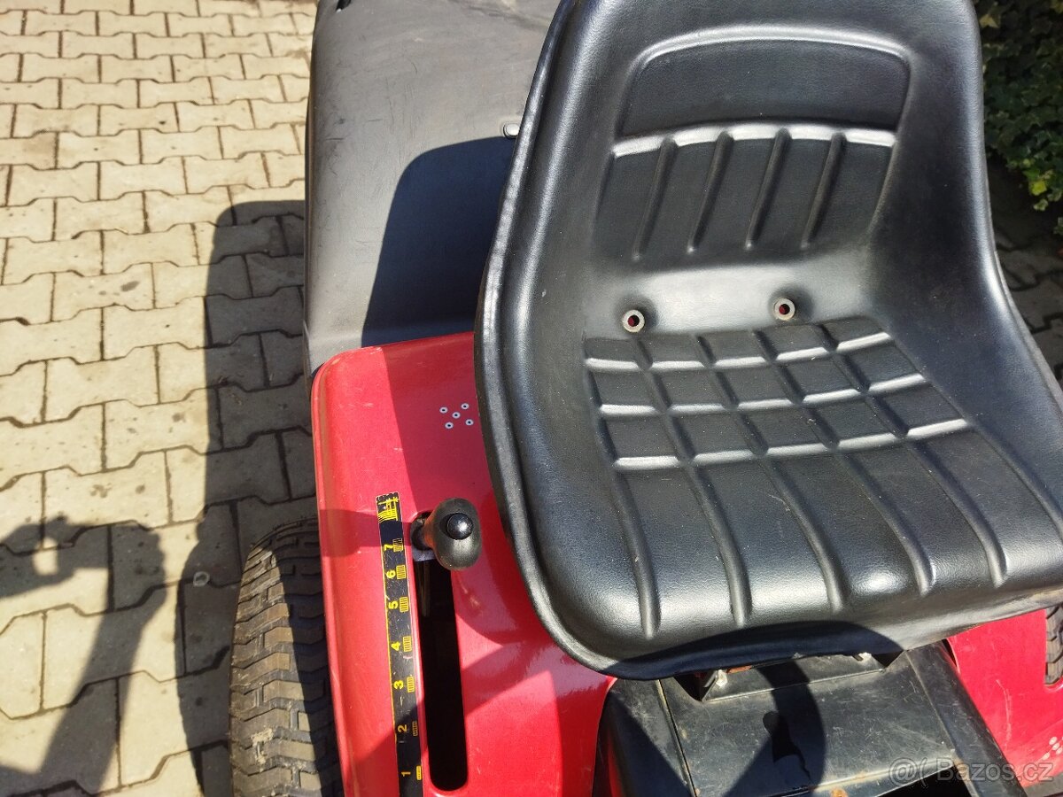 Prodam zahradní traktůrek - 5