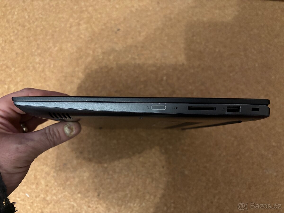 Lenovo Yoga 520-14IKB, i5-8250U, 8 GB RAM, SSD 240 GB, Win11 - 5