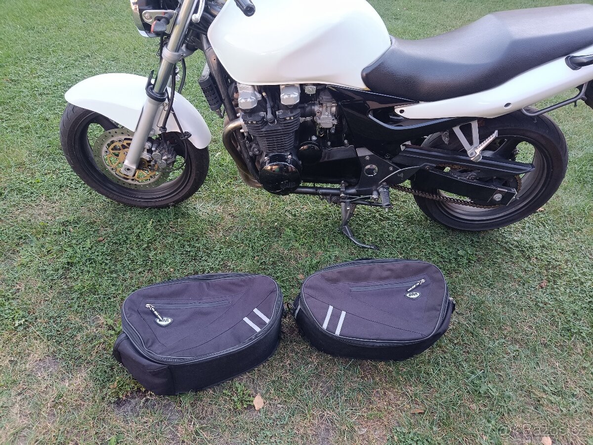 Kawasaki ZR750F ZR-7 - 5