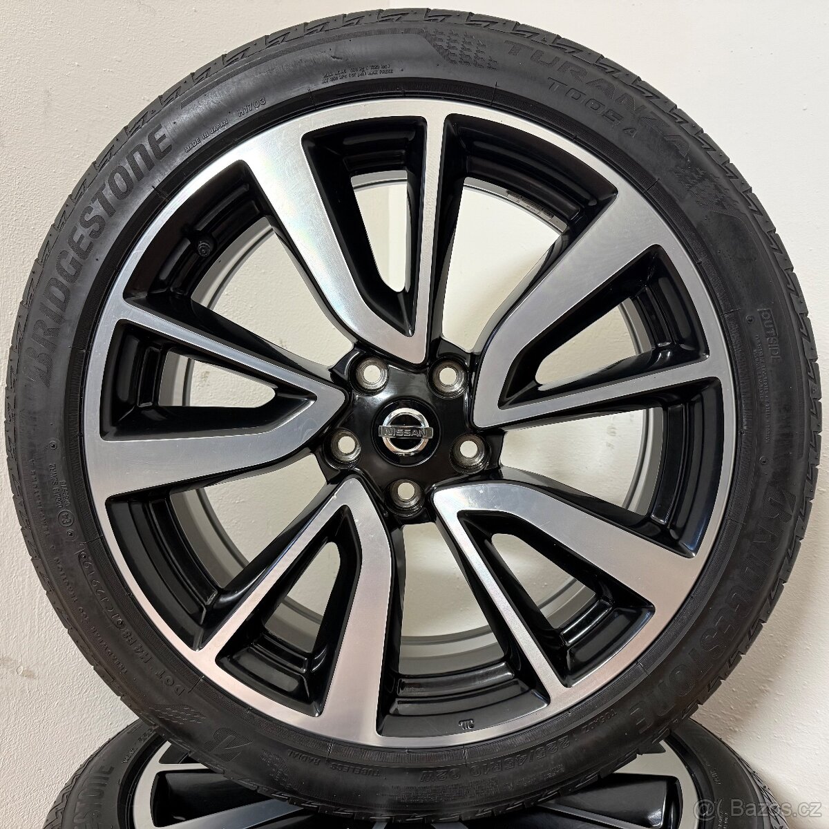 NISSAN QASHQAI 5x114,3 R19 ET40+LETNÍ 225/45R19 7m - 5