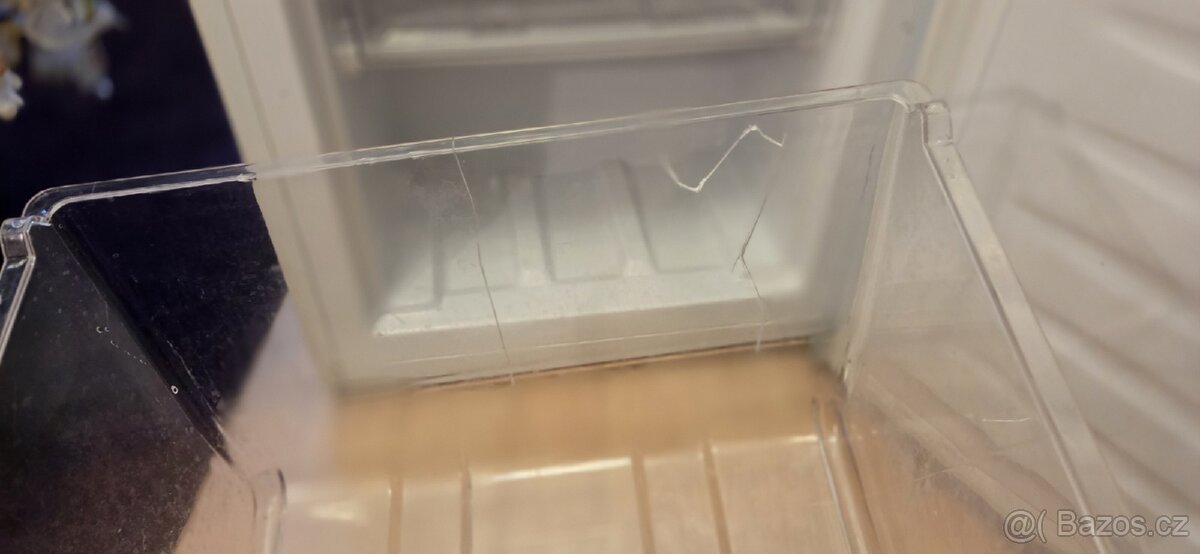 Prodám chladničku Electrolux ENF 2700AOW - 5
