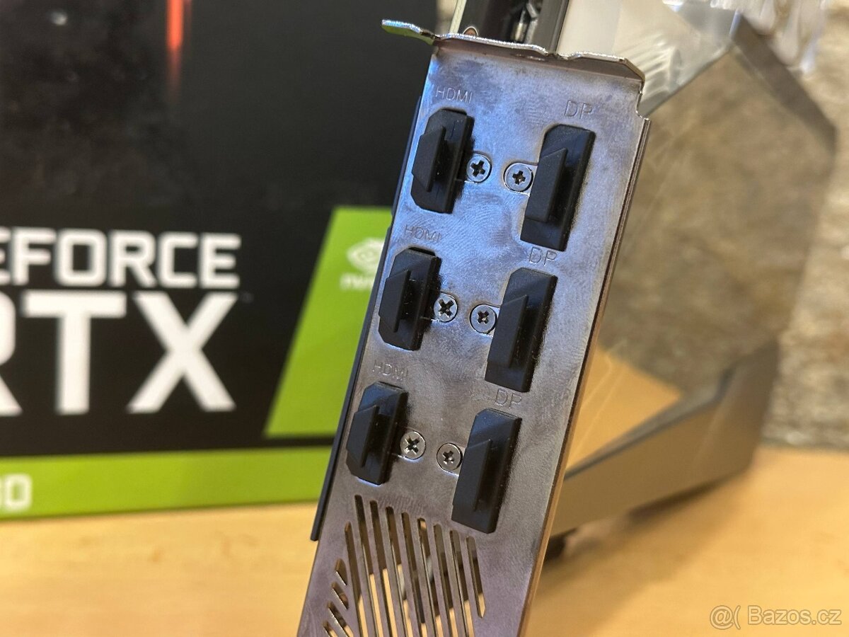 Gigabyte GeForce RTX 3080 10GB XTREME Waterforce - 5