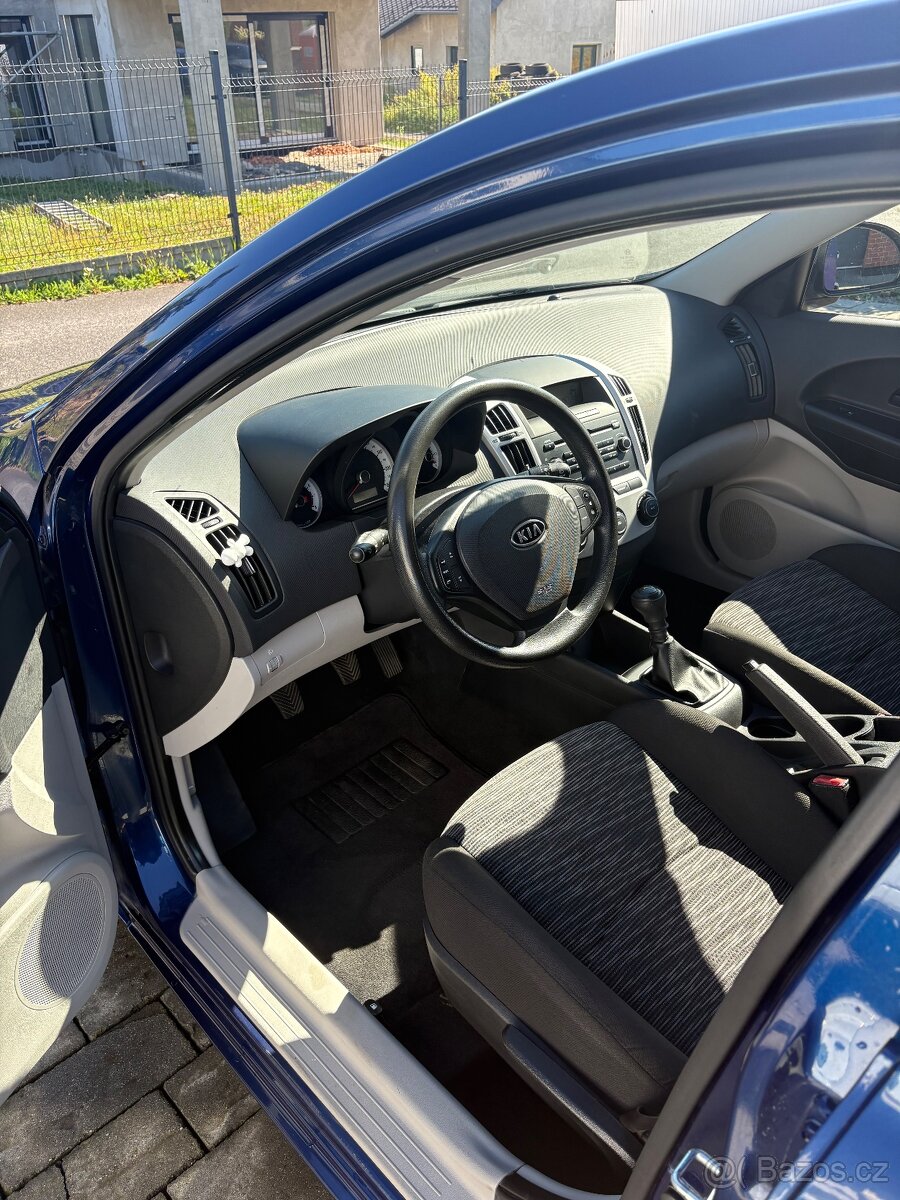 Kia Ceed 1.4 benzín - 5