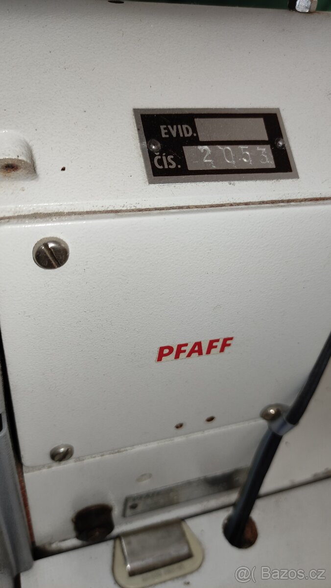 Průmyslový šicí stroj PFAFF typ 951 s kolenní pákou - 5