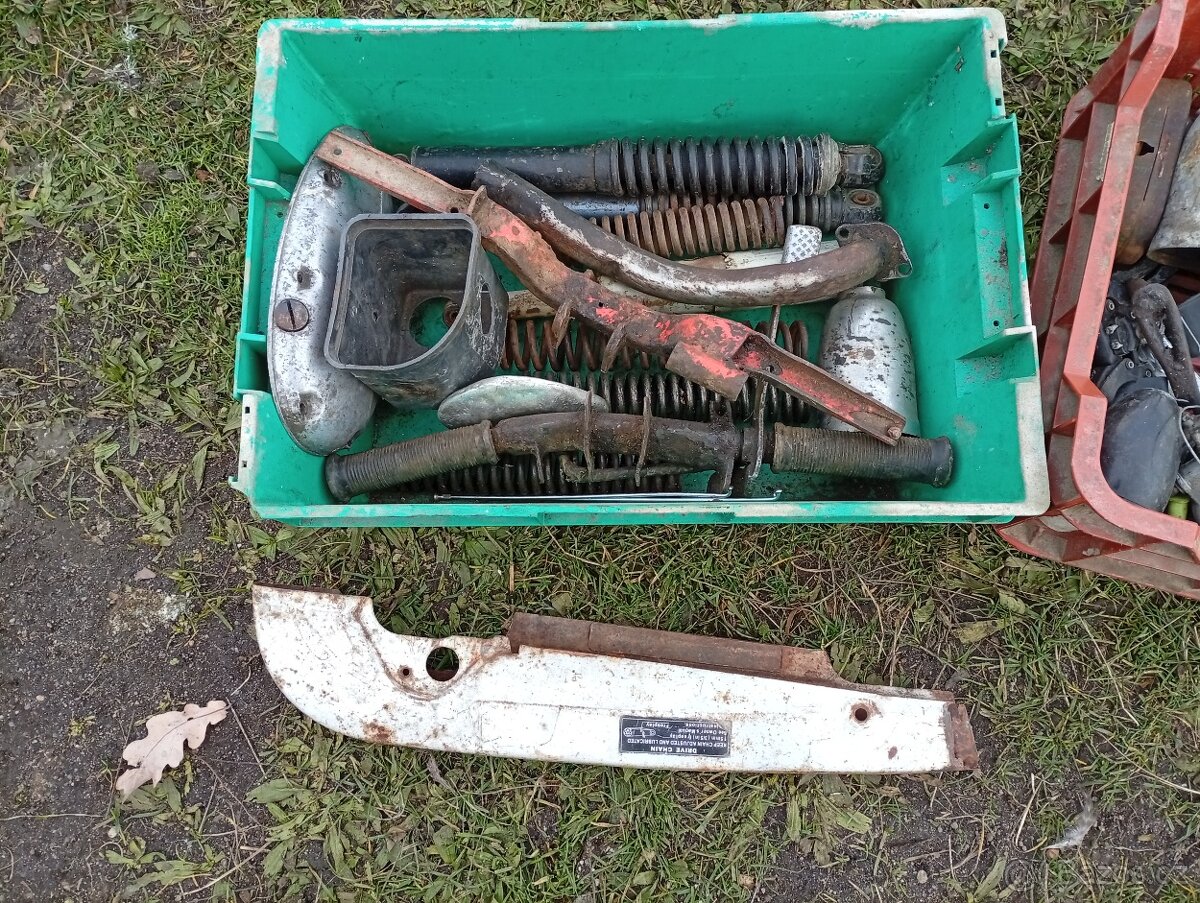 Jawa ČZ pionýr - 5