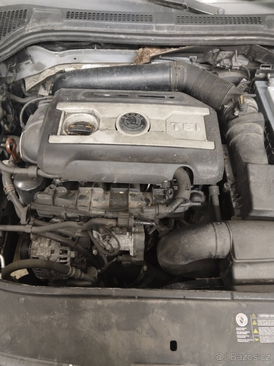 Škoda Superb combi 2 na díly - 5