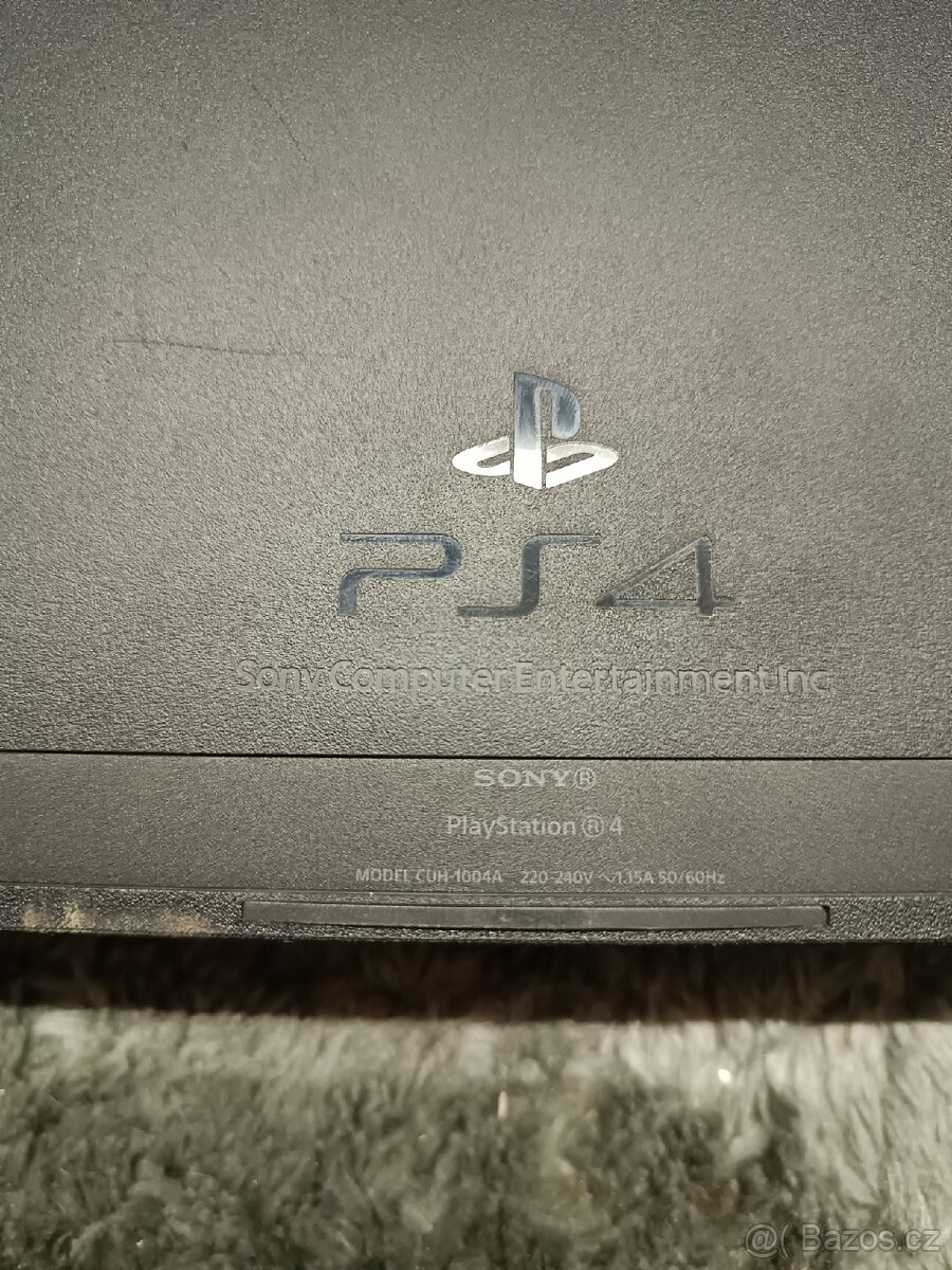 Playstation 4 1TB - 5