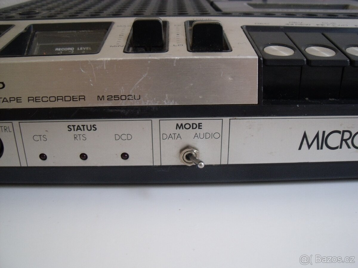 Magnetofon SANYO - 5