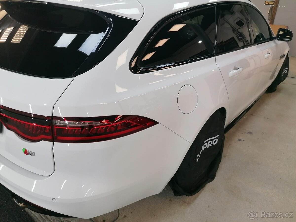 Jaguar XFS 30d sportbrake - 5