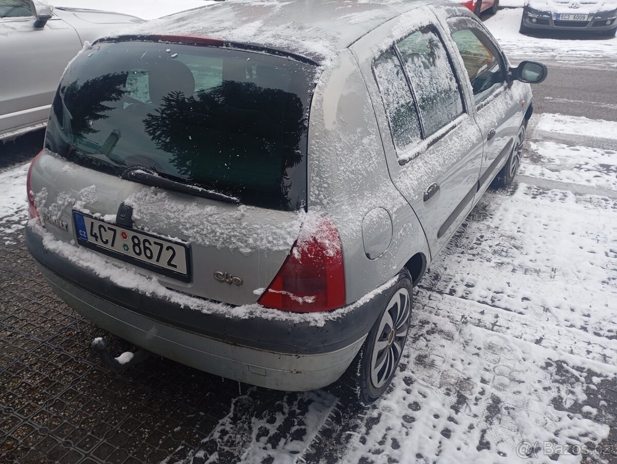 Renault Clio II 2000 - 5