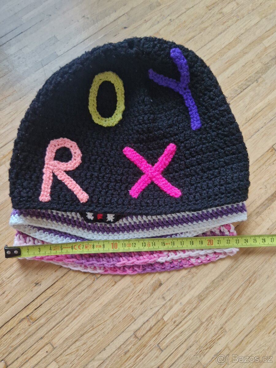 Zimní a podzimní čepice na holčičku - 5