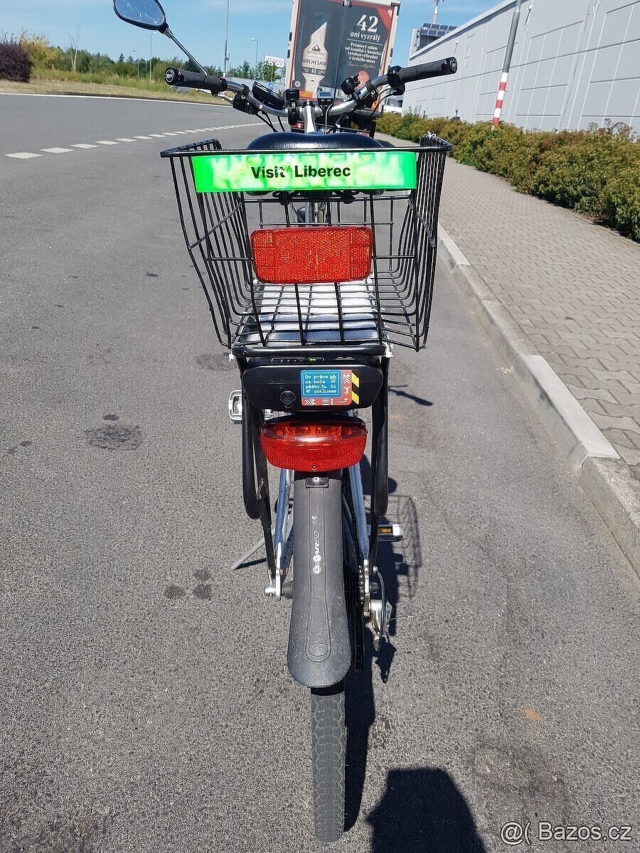 Dámské elektrokolo s košíkem na nákupy - 5