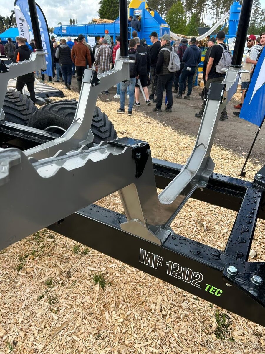 Přívěs na přepravu dřeva Trejon Multiforest MF1202 s jeřábem - 5