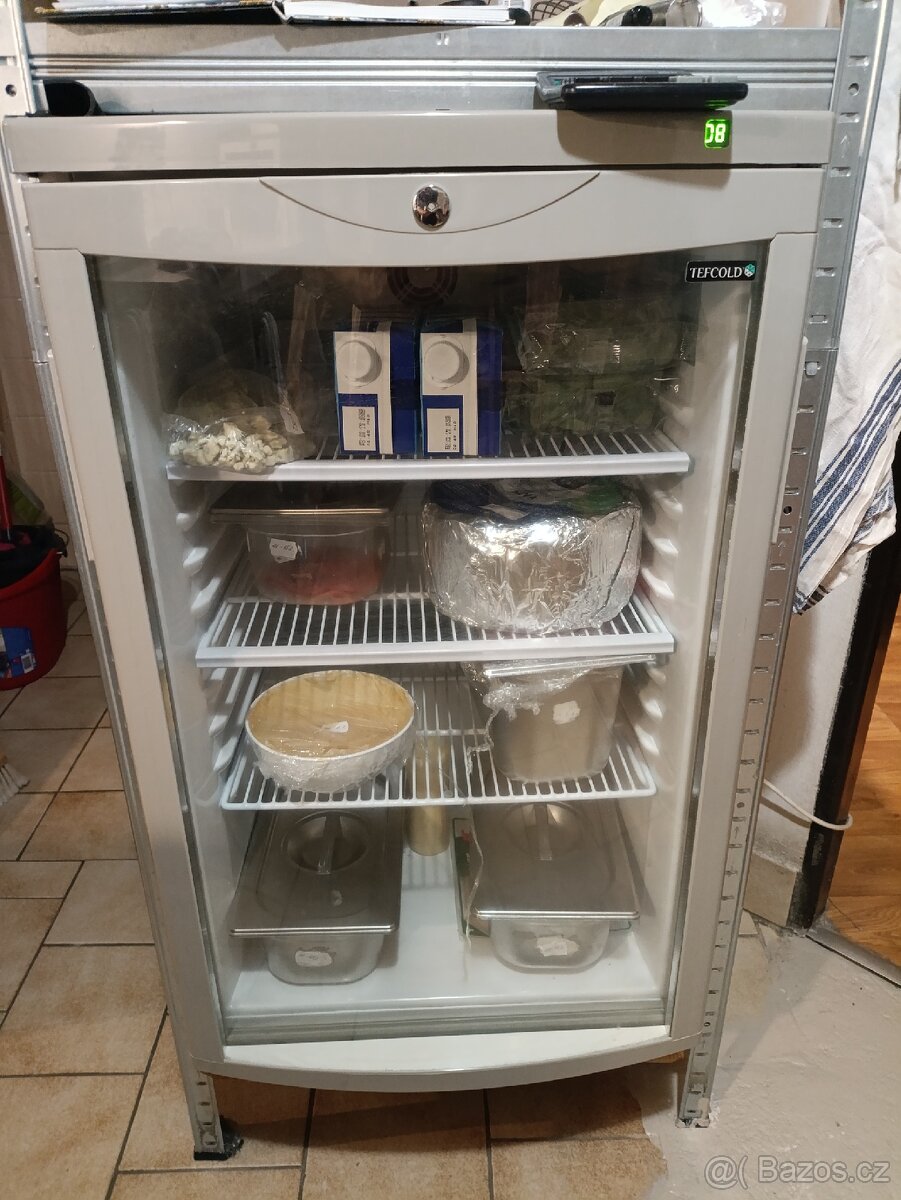 Gastro prosklená lednice Tefcold 145 - 5