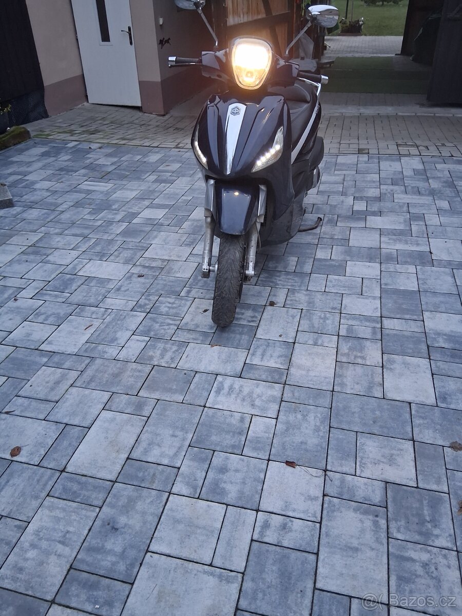 Piaggio Beverly 125 - 5