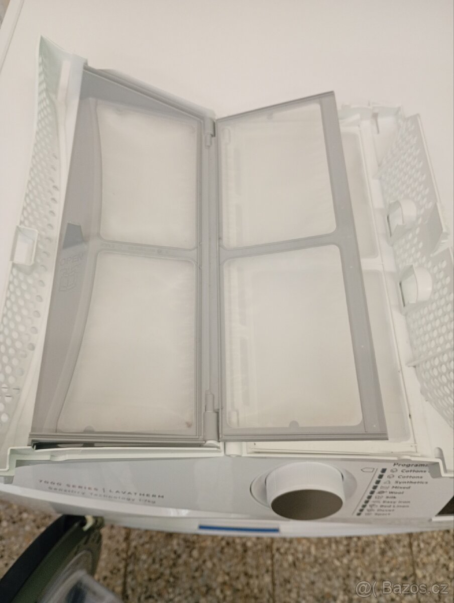 Sušička prádla s tepelným čerpadlem AEG - 5