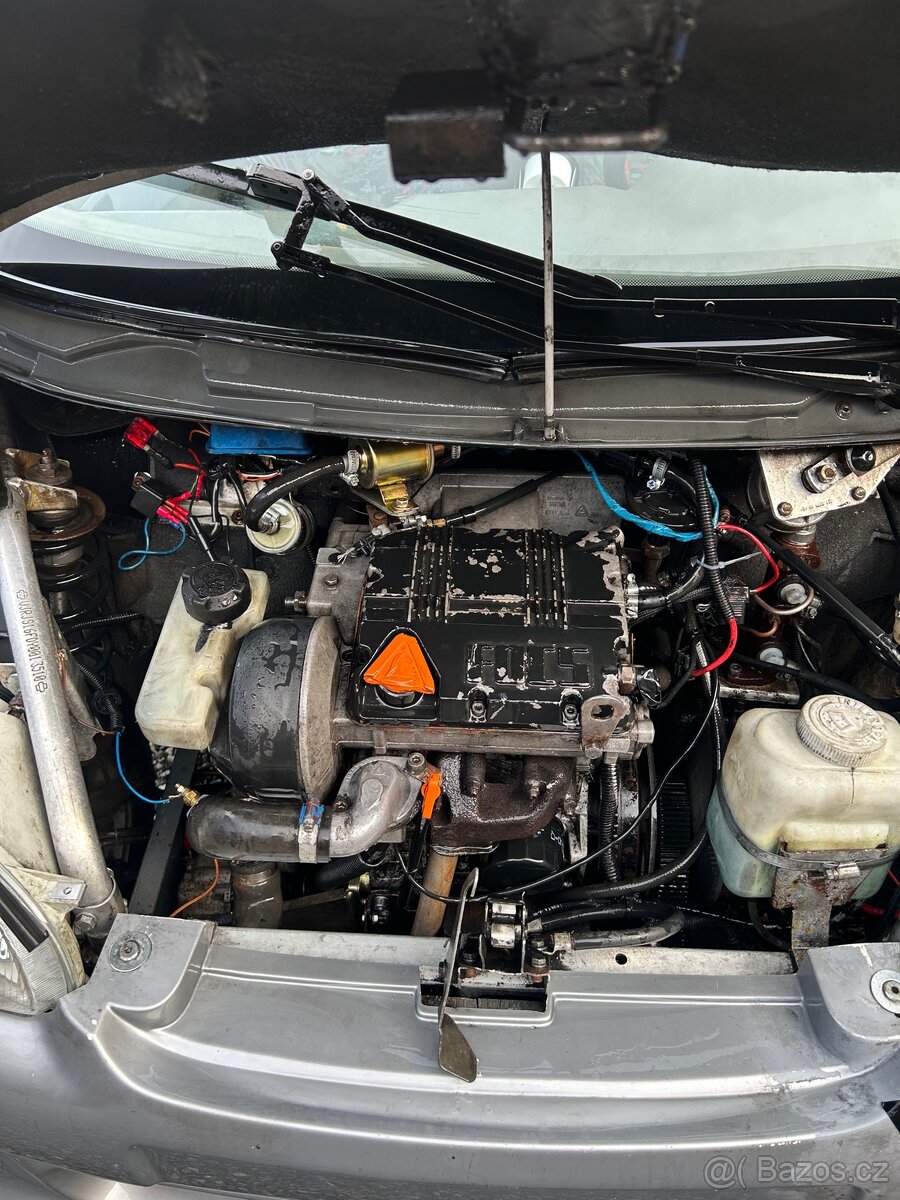 Ligier js16 ambra - 5