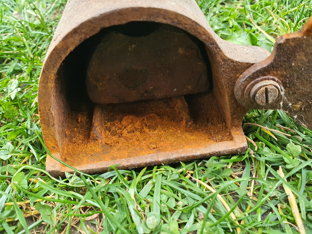 Staré žehličky - 5