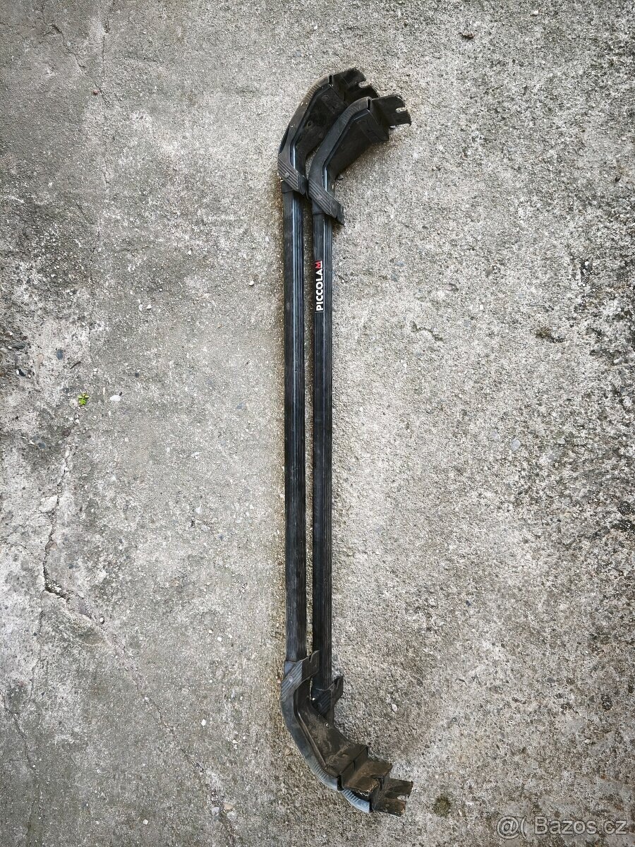 Střešní nosiče na Renault Megane rok 2004 - 5