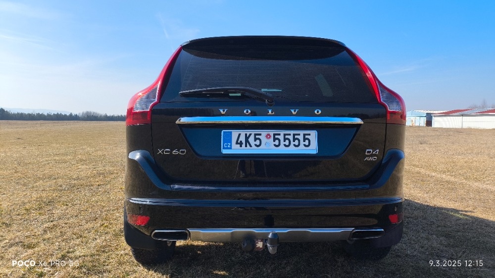 Volvo XC60 2.4 5VÁLEC 4X4 MANUÁL LED FACE - 5
