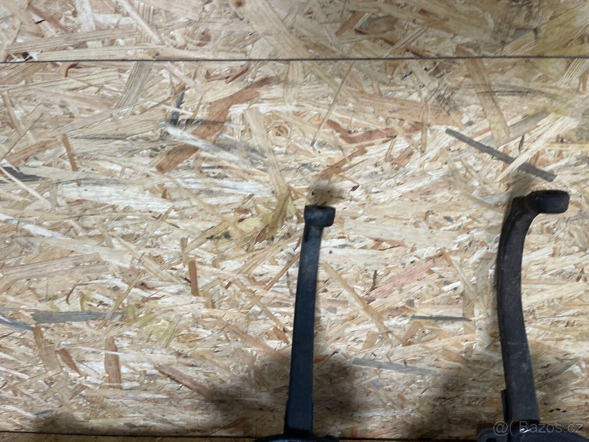 PŘEDNÍ TĚHLICE MERCEDES W220 4.0 CDI - 5