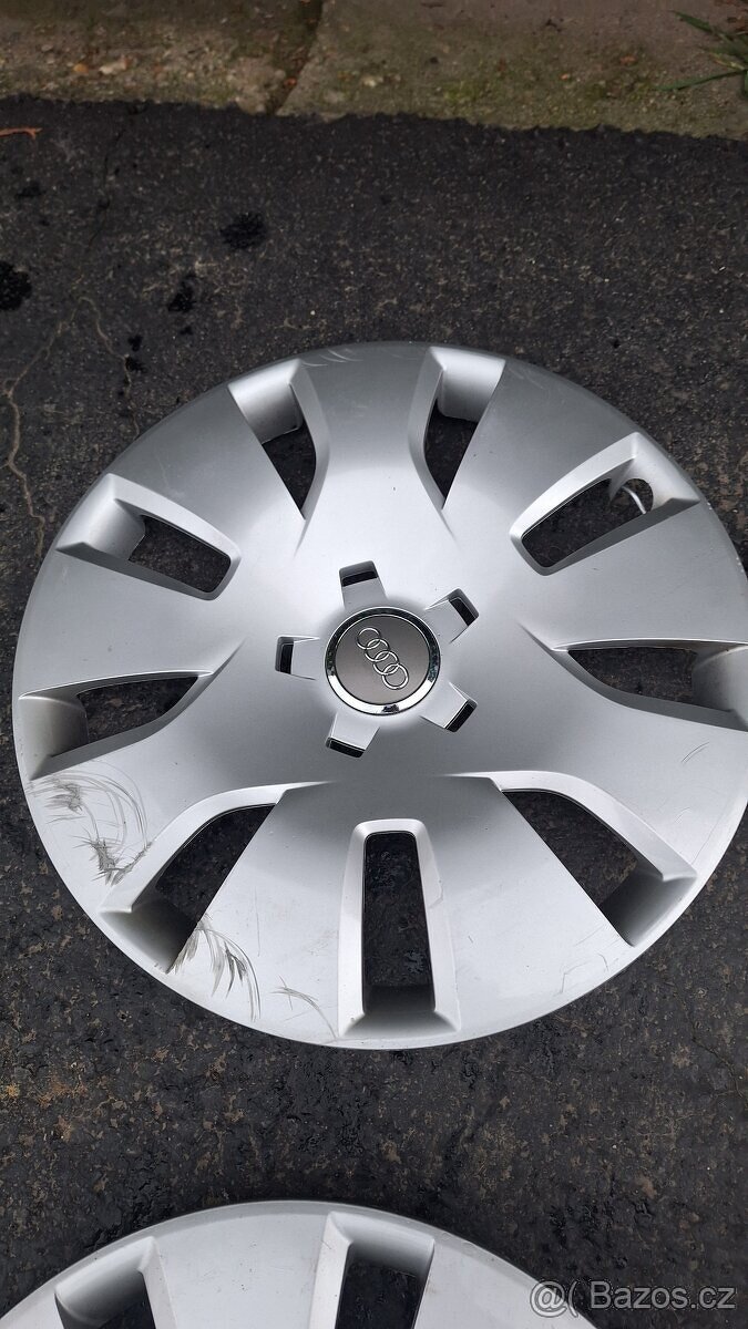 Poklice originální Audi 16" - 5