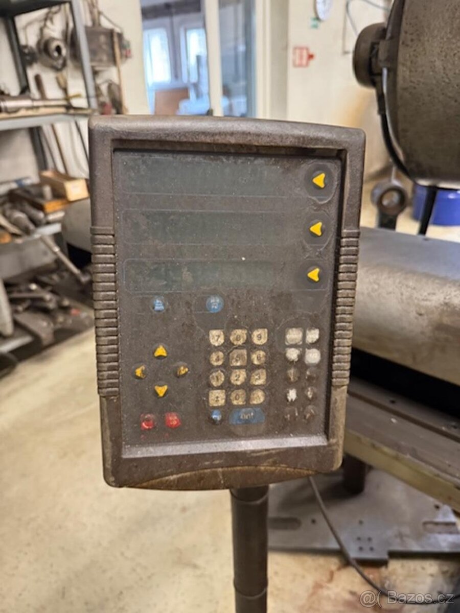 Horizontální vyvrtávačka TOS W 100 (8555) - 5