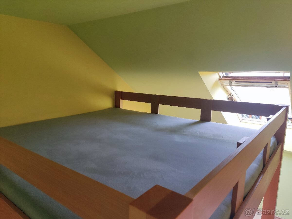 Velká patrová postel do dětského pokoje. - 5