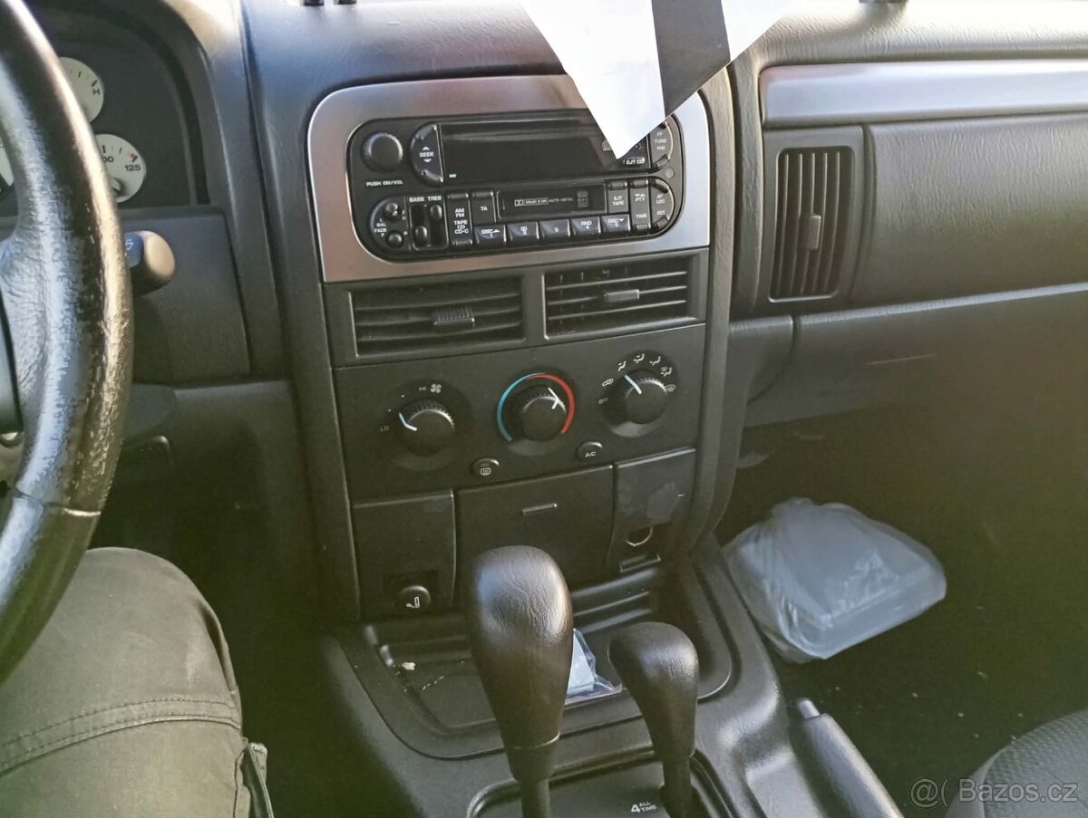 Jeep grand Cherokee Laredo - 5