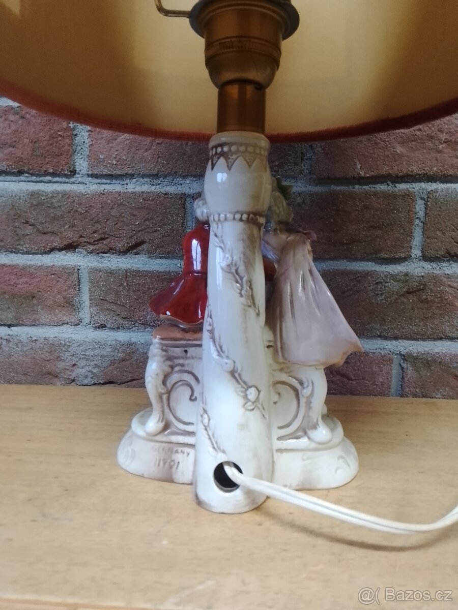 V Ý P R O D E J ... Krásná figurální stolní lampa. - 5