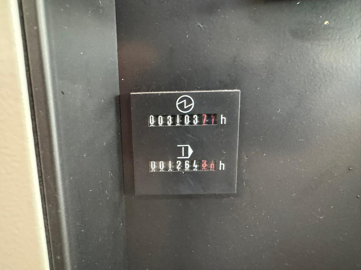 Obráběcí centra - vertikální CMX 50 U - 5