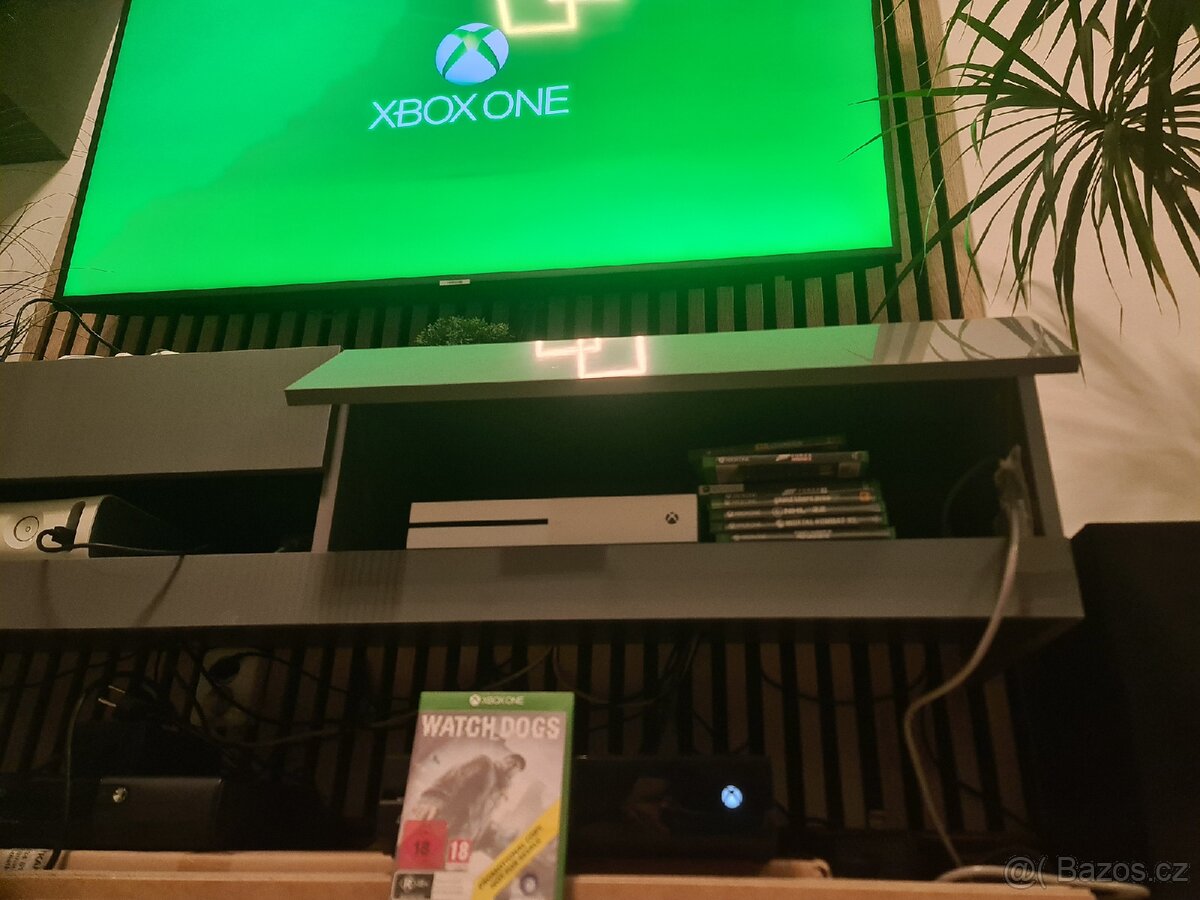 Xbox one 1TB s hrou a adaptérem - 5