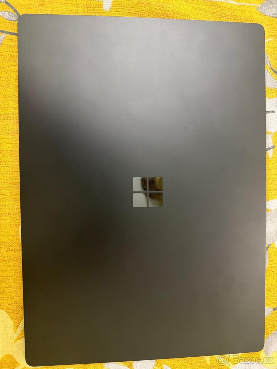 Microsoft Surface Laptop 5 15" – i7 / 32GB / 1TB SSD - 5
