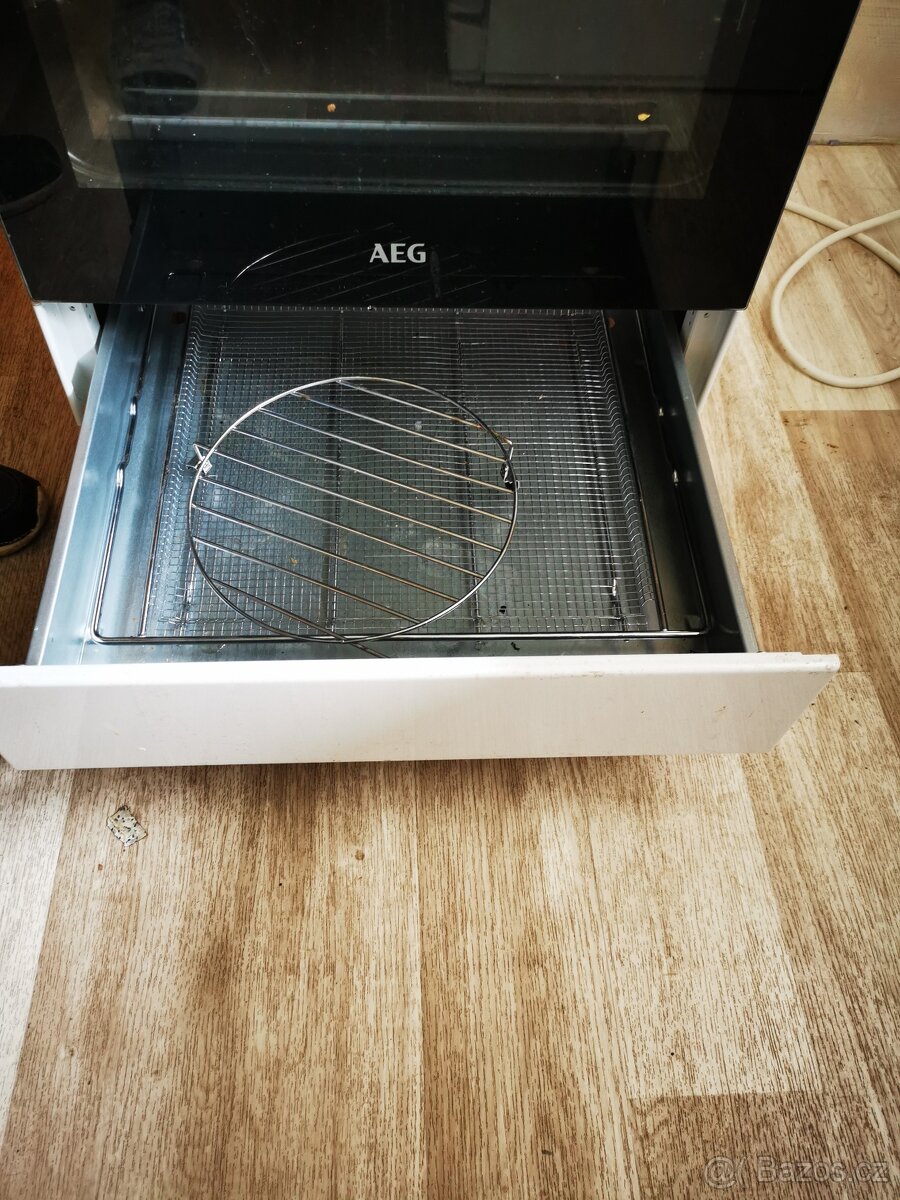 Plynový sporák AEG CKB56480BW s el. troubou - 5