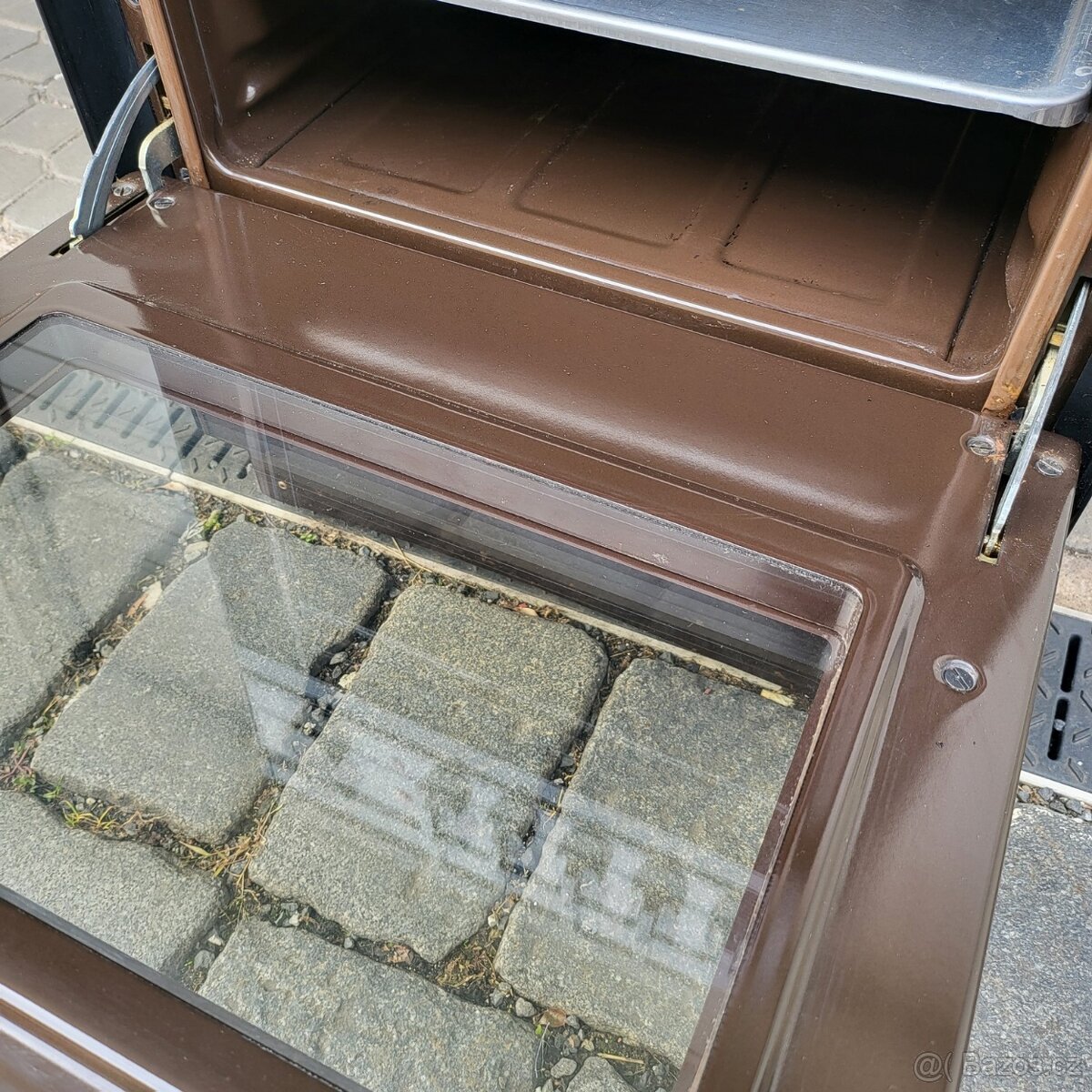 multifunkční hnědý sporák, JAKO NOVÝ, 220V - 5