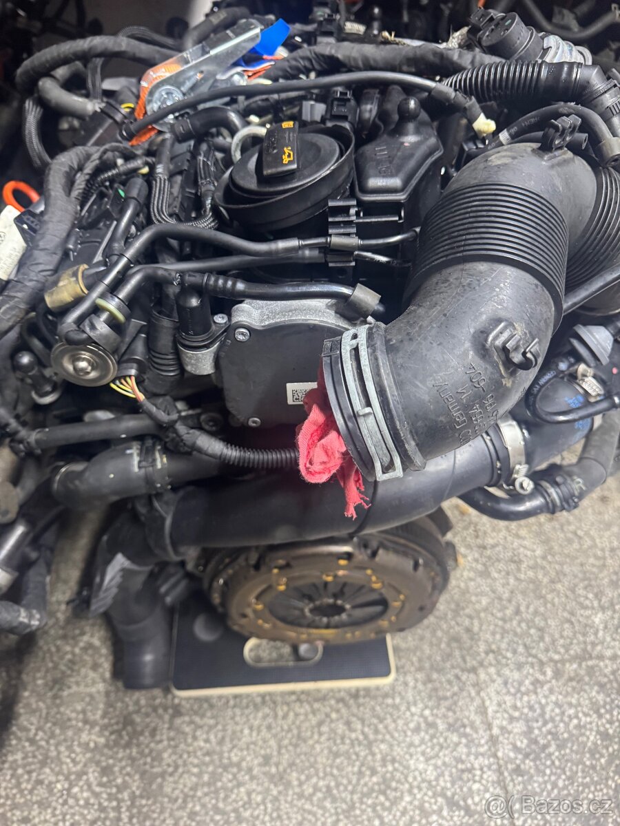 Prodám kompletní motor CAY - 5