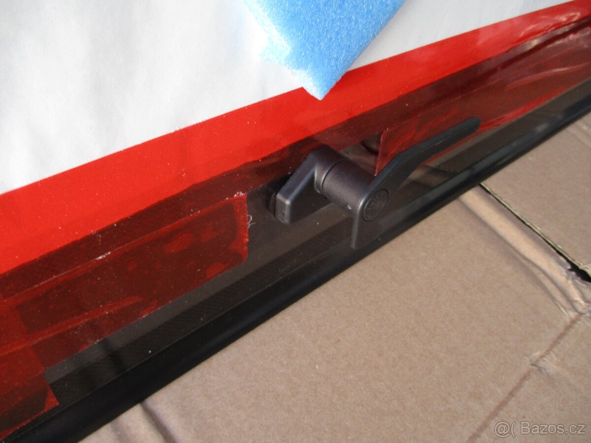 Okno č. 1 ke karavanu HOBBY - rok 2014 - 5