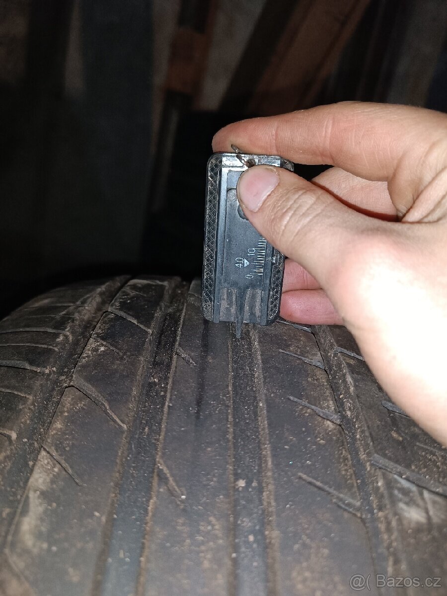 2ks Letní pneu 205/50 - 5