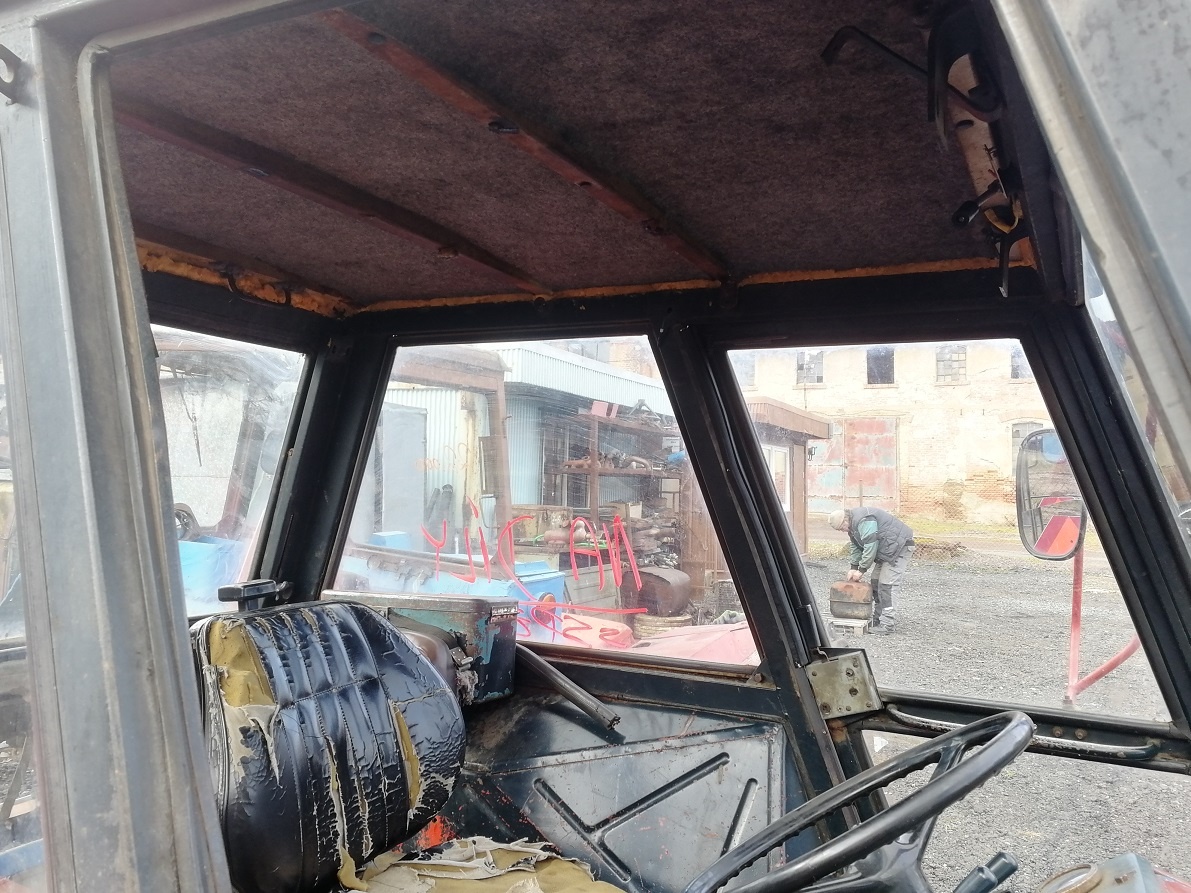 Zetor 8011 díly (motor, převodovka, náprava atd.) - 5