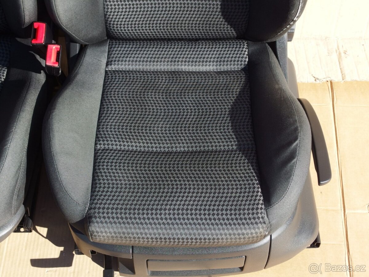 Sada sedaček Škoda Roomster s airbagy a výhřevy - 5