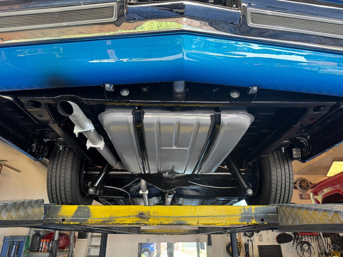 Cadillac DeVille Convertible 1966 - 5