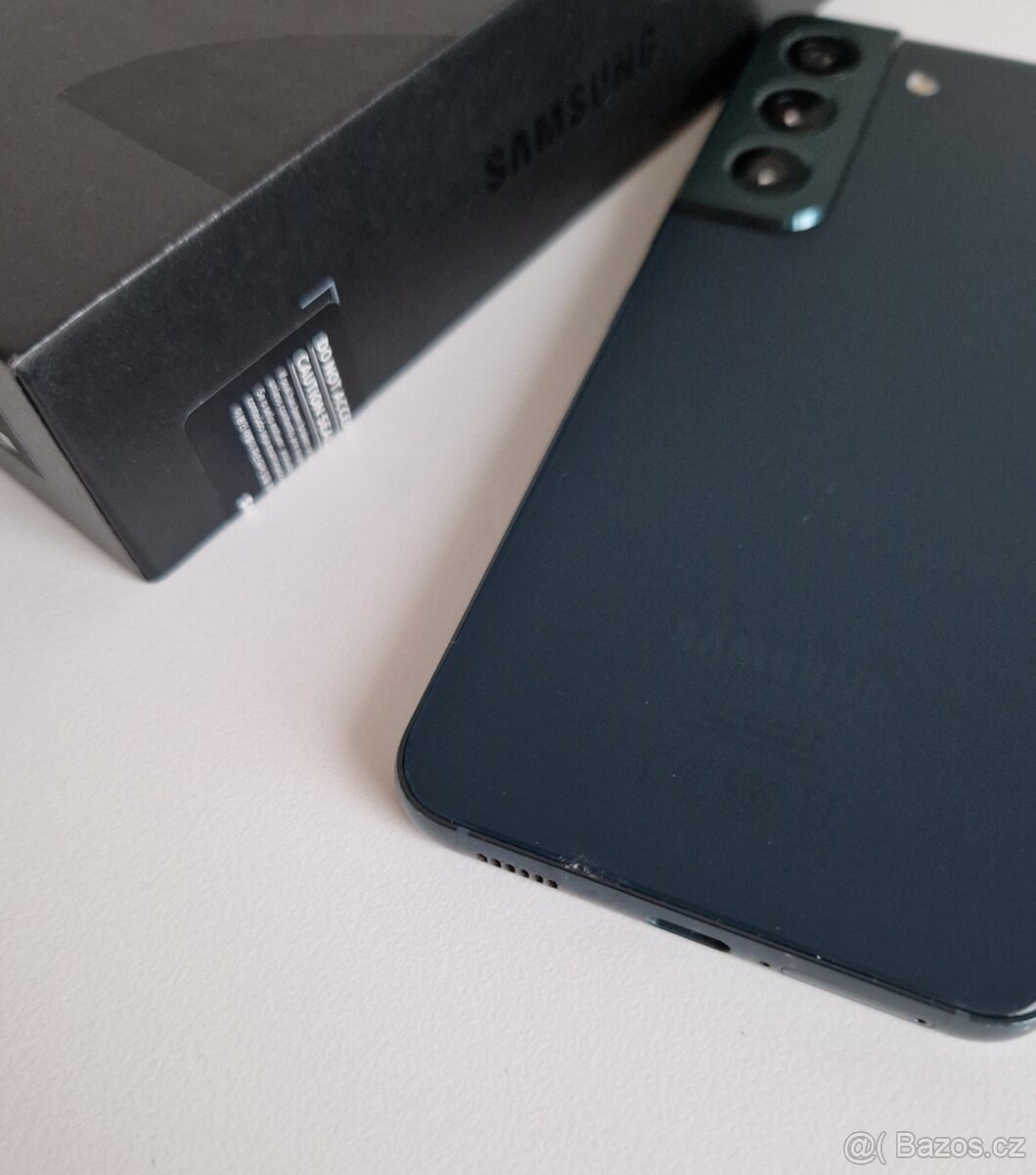 Samsung Galaxy S22 – (256 GB tmavě zelený) - 5