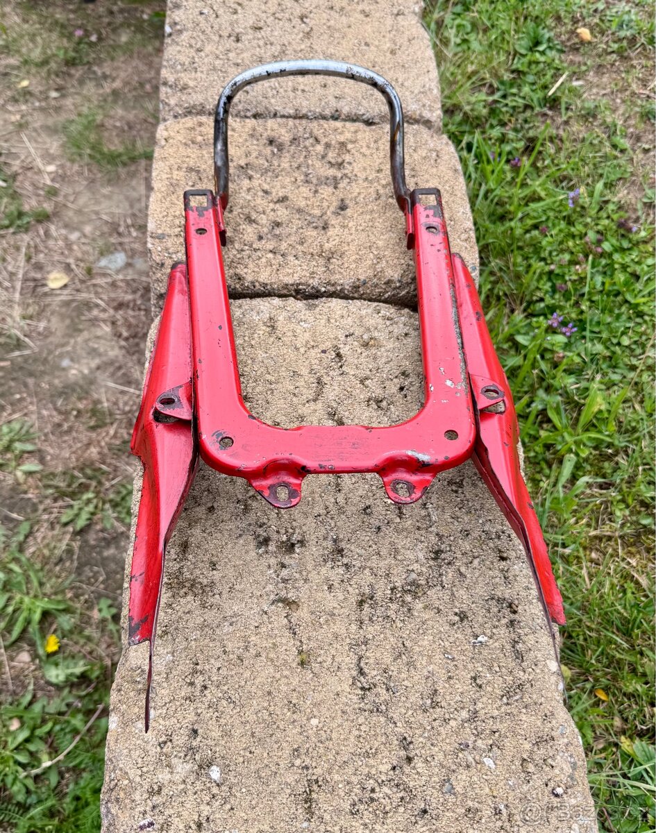 ČZ 125 175 250 sport - podsedlový rámeček - 5