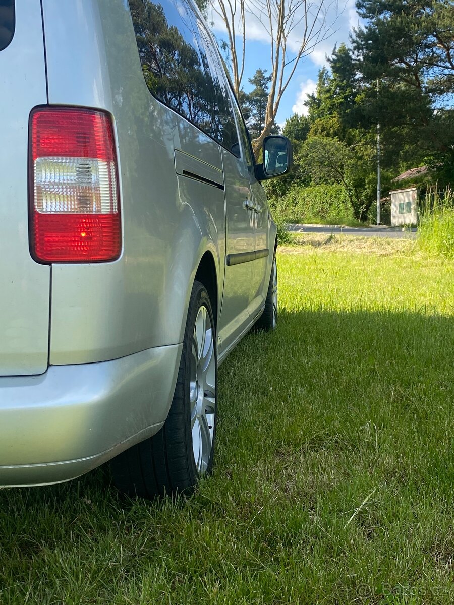 Prodám VW Caddy Maxi 1.9 TDI Navigace - 5
