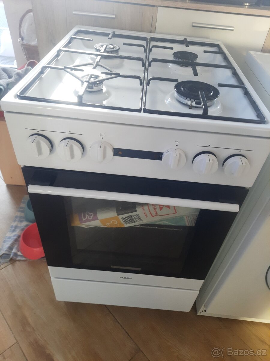 Zánovní sporák Mora - 5