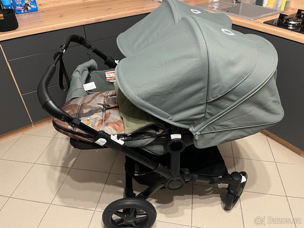 Bugaboo Donkey 5 s příslušenstvím - 5