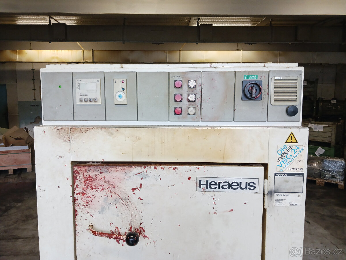 Pec sušicí HERAUS - 5