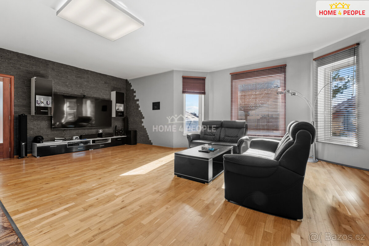 Prodej prostorného domu 6+1, Praha 4 - 5