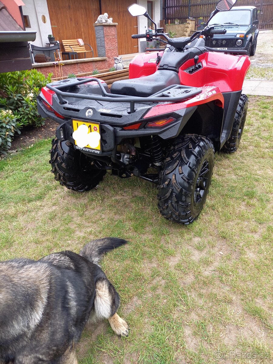 Can-Am outlander hd7