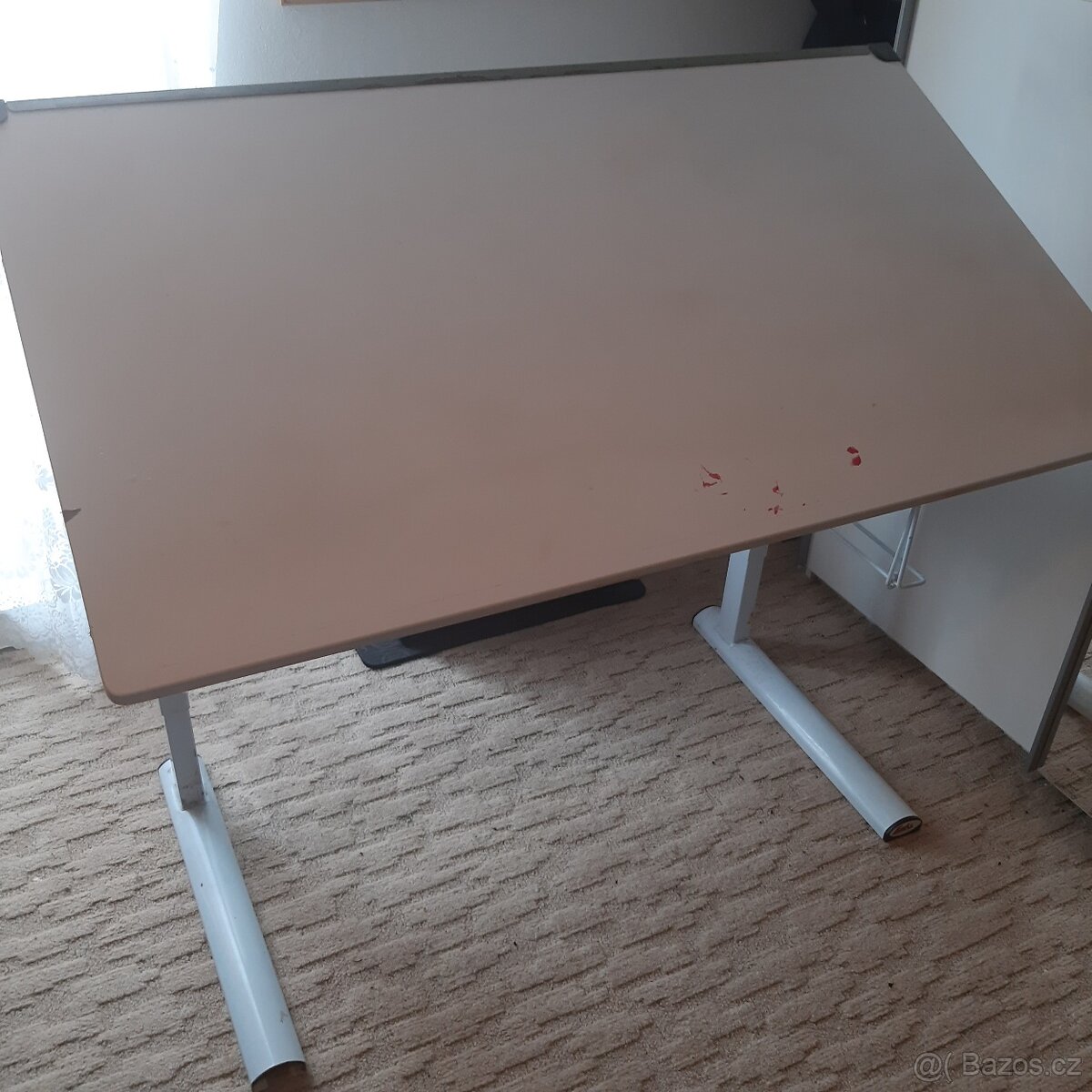 Psaci stul vyskove stavitelny - 5